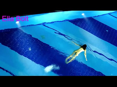 ❤️ لا أستطيع التوقف عن المشاهدة ، تم القبض على شقراء شابة تسبح عارية في مسبح منتجع ELLA BOLT عندنا٪ ar.analpics.ru٪؛ ❌️